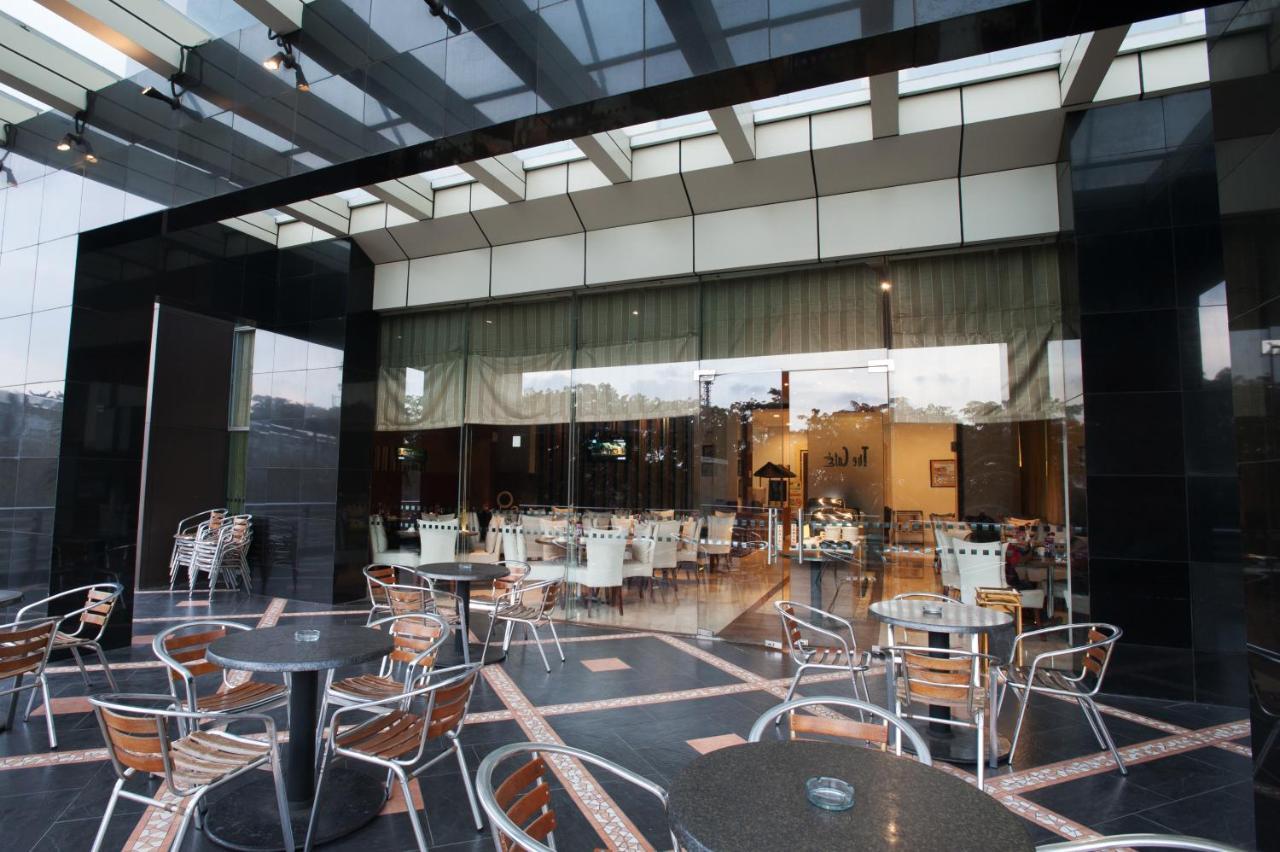 Grand Asia Hotel Jakarta Exterior foto