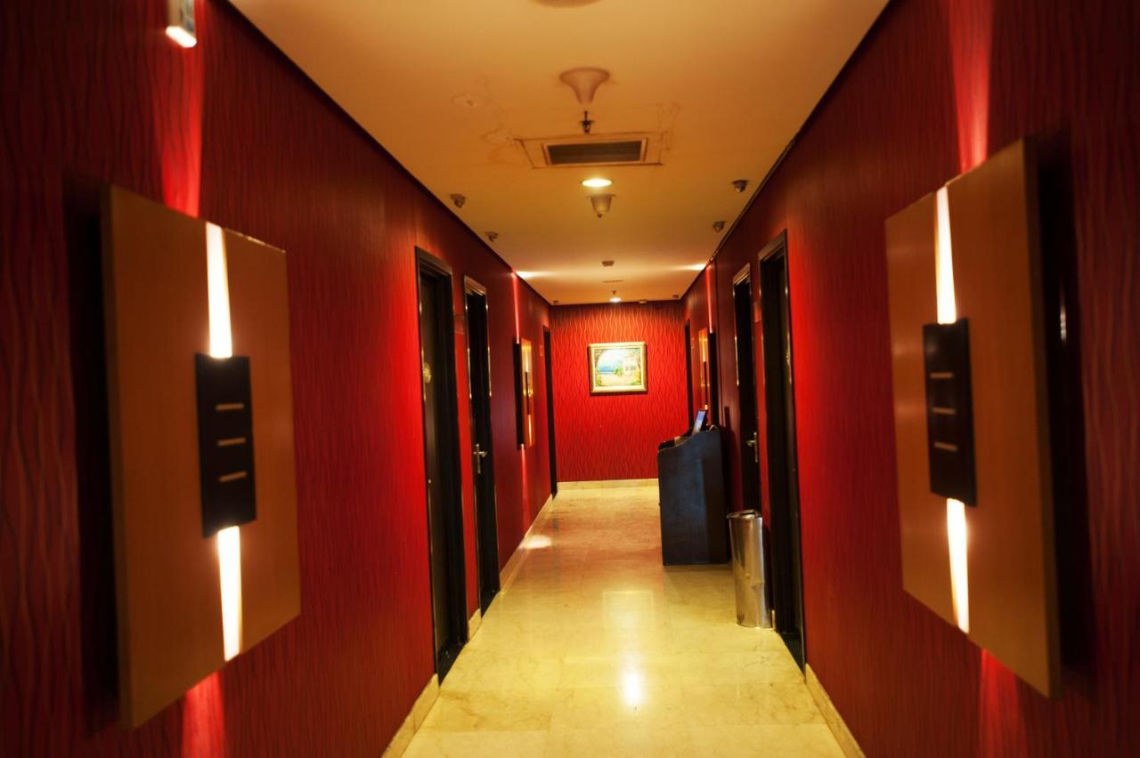 Grand Asia Hotel Jakarta Exterior foto