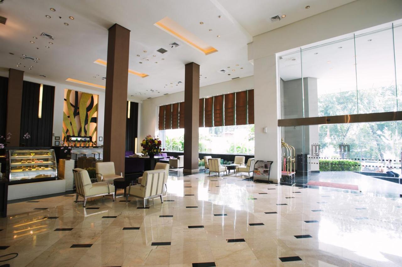 Grand Asia Hotel Jakarta Exterior foto