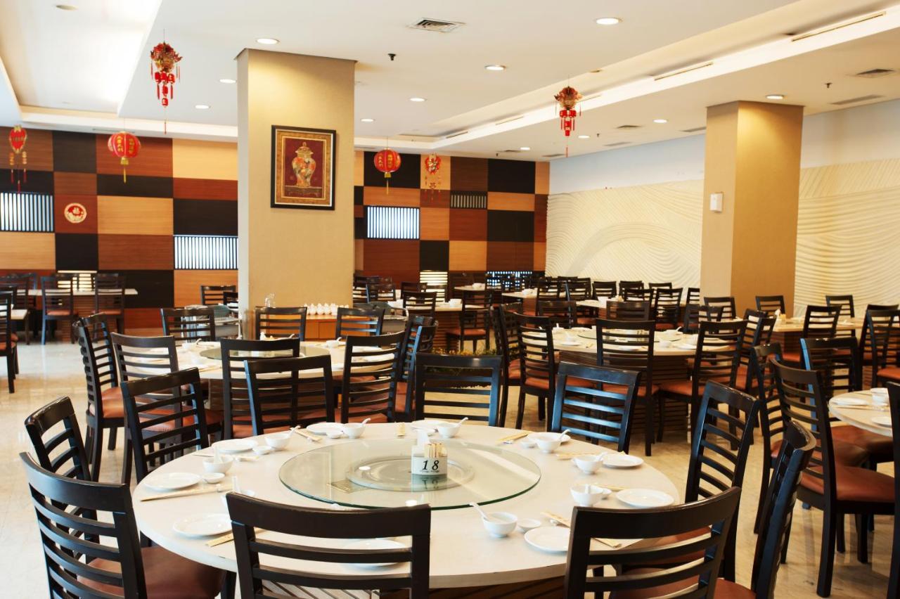 Grand Asia Hotel Jakarta Exterior foto