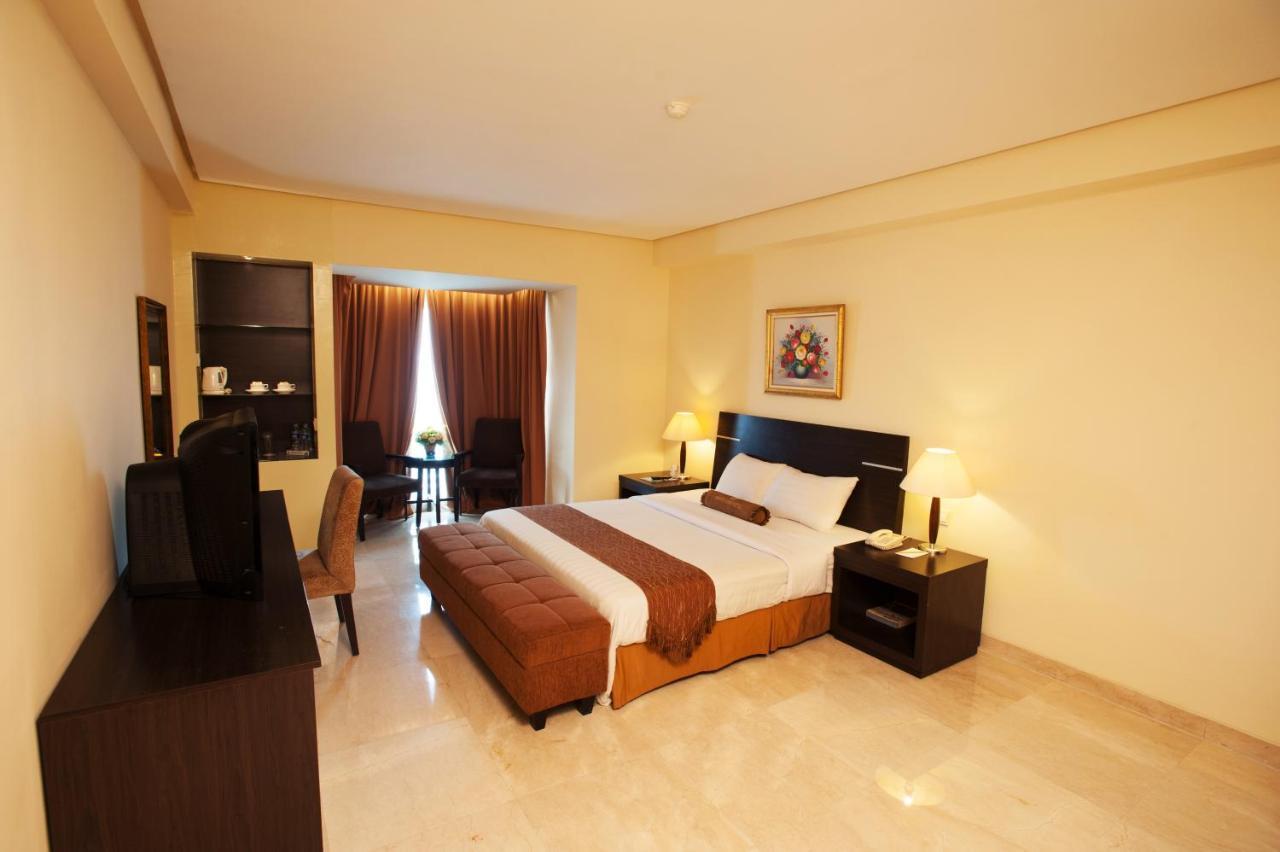 Grand Asia Hotel Jakarta Exterior foto